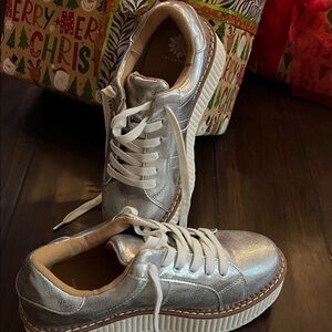 Yellow Box Metallic Silver Sneakers